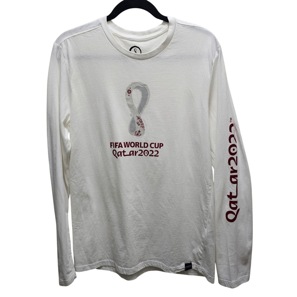 FIFA World Cup Qatar 2022 Long Sleeve Graphic T-Shirt White Mens Medium Soccer